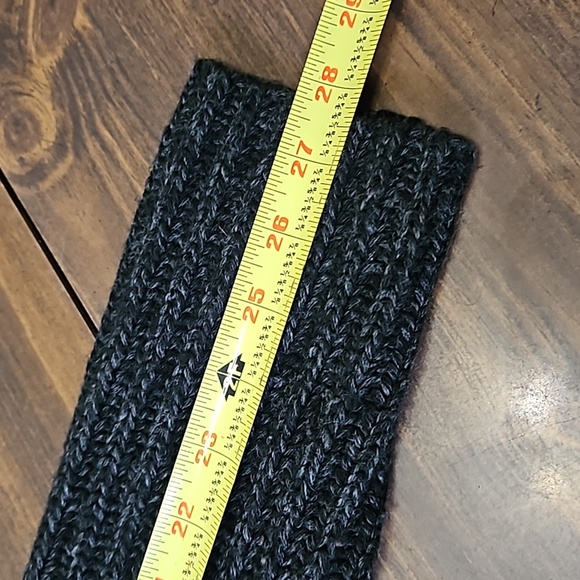 CLAIBORNE SWEATER - Picture 8 of 11